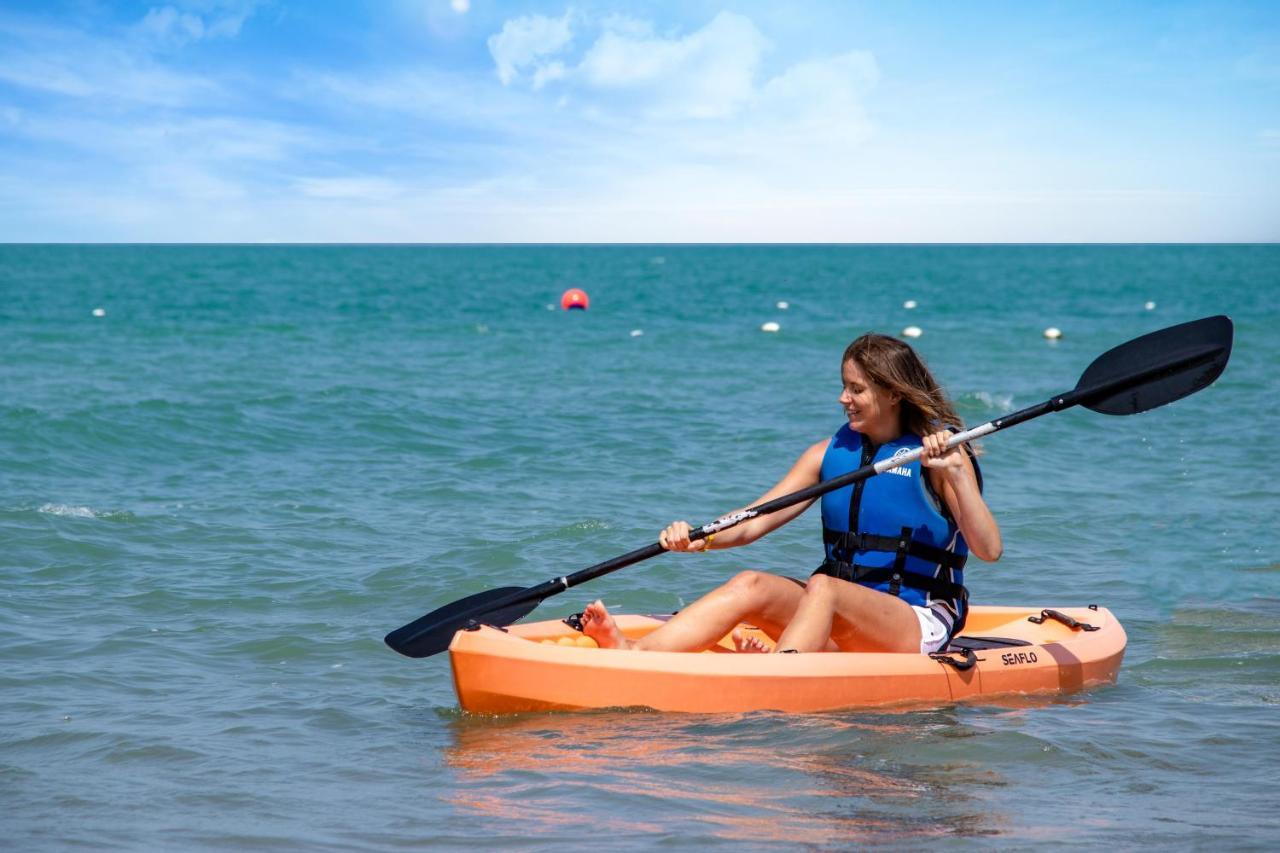Longbeach Campground Ras al-Khaimah Buitenkant foto