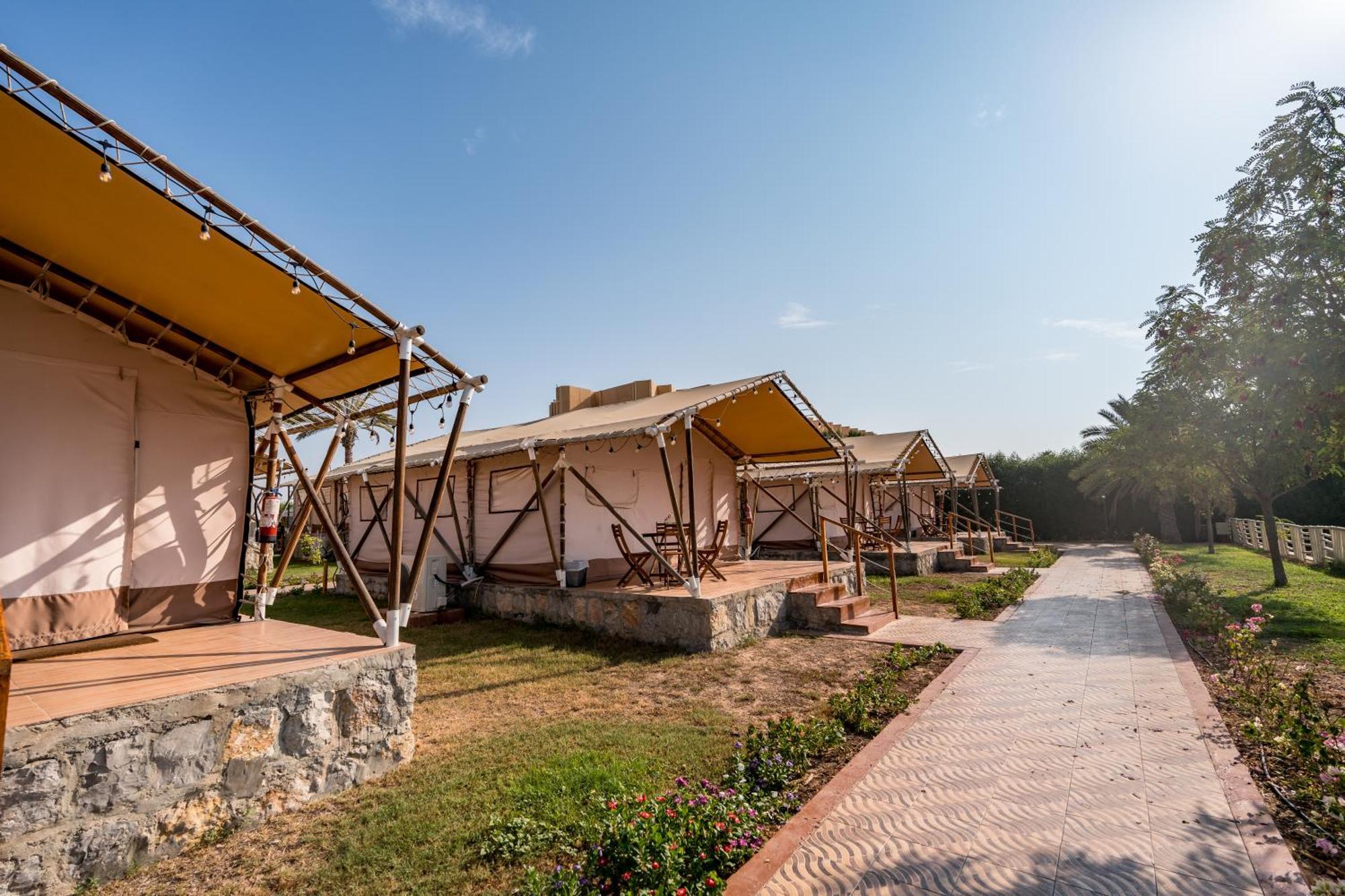 Longbeach Campground Ras al-Khaimah Buitenkant foto